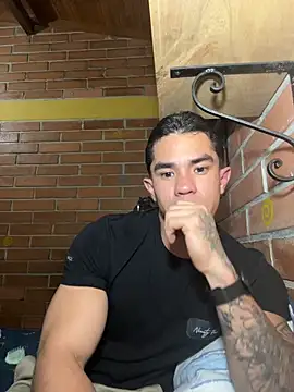 Snapshot of Noe_Blake chatting on 04/05/26, 03:26 Noe Blake online show from 04/05/26, 03:26