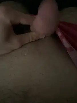 Snapshot of amineux chatting on 04/05/26, 03:42 amineux online show from 04/05/26, 03:42