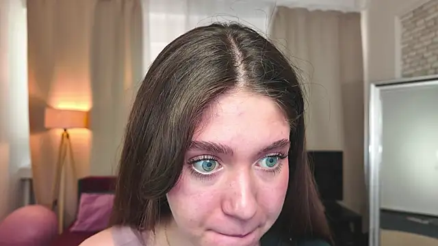 SunnyBloss online show from 04/08/26, 01:22