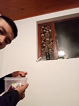 xjkedv online show from 04/28/26, 01:04