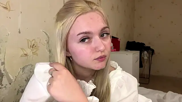 Sophia Blonde online show from 04/02/26, 05:32