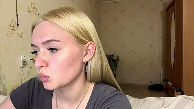 Sophia Blonde online show from 04/06/26, 04:52