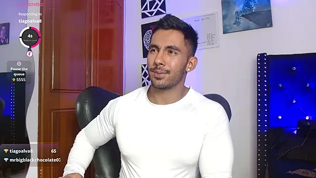 romanpearce  online show from 04/23/26, 04:03