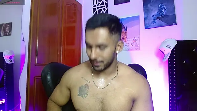 romanpearce  online show from 07/27/26, 05:53