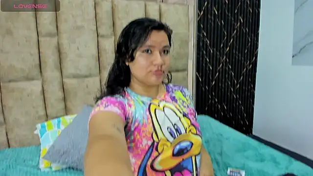 Snapshot of natasha_adam21 chatting on 06/11/26, 01:38 natasha adam21 online show from 06/11/26, 01:38