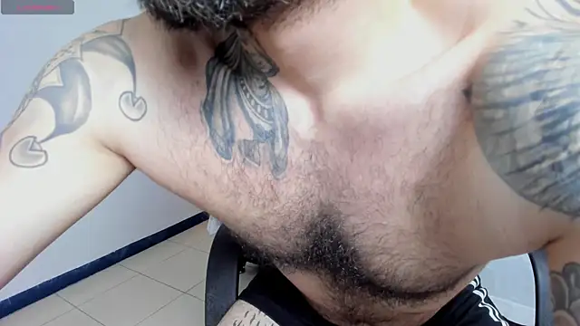Snapshot of NICK_OWEEN26 chatting on 04/27/26, 08:51 NICK OWEEN26 online show from 04/27/26, 08:51