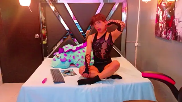 Snapshot of IsaacNovaa chatting on 03/30/26, 07:59 IsaacNovaa online show from 03/30/26, 07:59