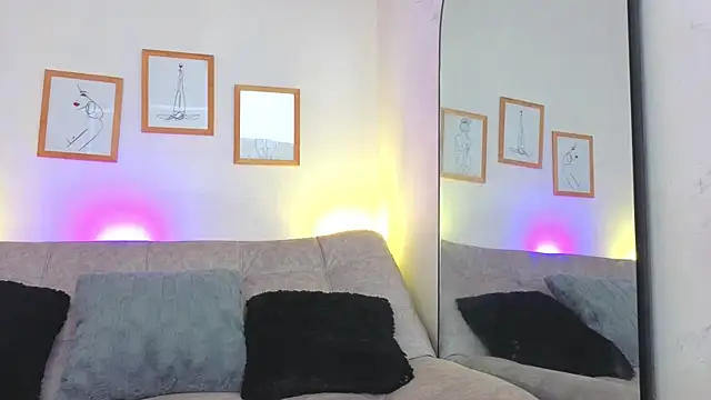 CharlotteCopper  online show from 05/03/26, 10:43