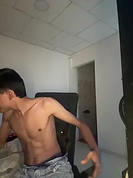 io skay online show from 03/25/26, 08:15