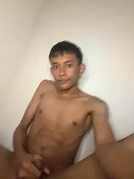 io skay online show from 04/21/26, 04:30