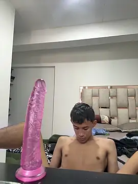 io skay online show from 04/23/26, 03:14