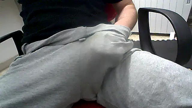 xfri77 online show from 04/25/26, 11:02