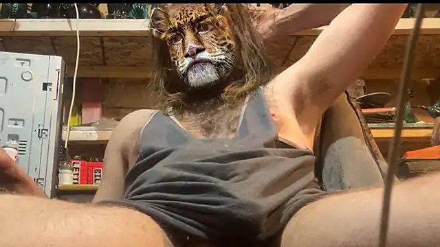 hairyhungnaughtyguy online show from 06/15/26, 05:20