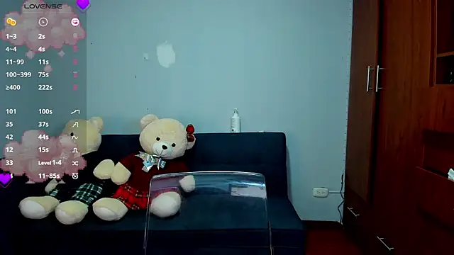 juaithpetite online show from 04/16/26, 03:29