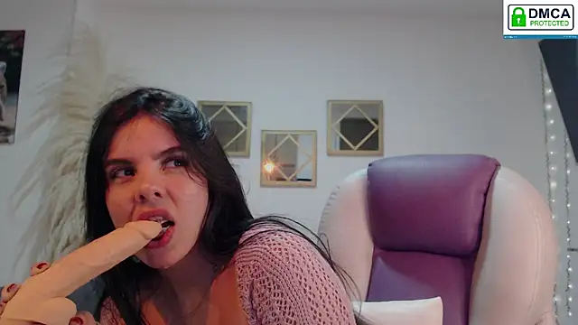 Sara kp online show from 04/21/26, 01:42