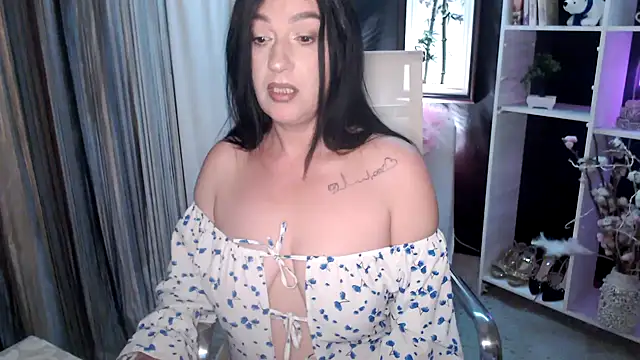 DreamLove2020 online show from 04/21/26, 10:45