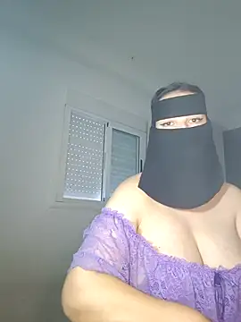 Big as-big online show from 04/19/26, 06:10