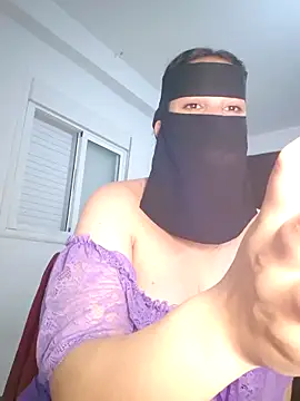 Big as-big online show from 04/21/26, 07:28