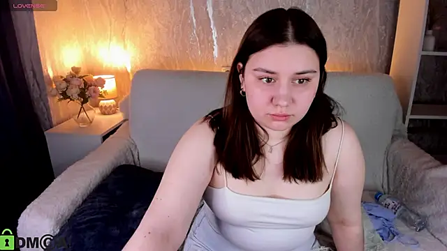 Snapshot of Maya_Raay chatting on 04/05/26, 01:14 Maya Raay online show from 04/05/26, 01:14