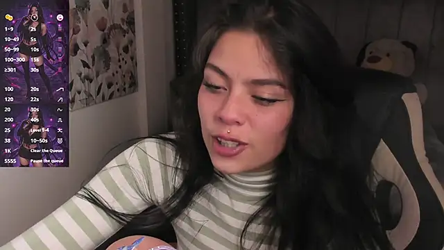 Snapshot of Kikii_1 chatting on 03/26/26, 05:13 Kikii 1 online show from 03/26/26, 05:13