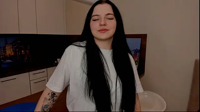 Snapshot of HloyaLarguza chatting on 03/26/26, 01:44 HloyaLarguza online show from 03/26/26, 01:44