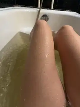 Snapshot of MaryMathews chatting on 03/27/26, 05:46 MaryMathews online show from 03/27/26, 05:46