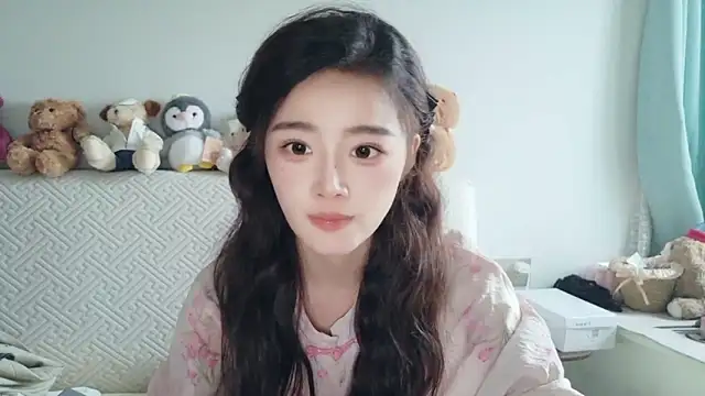 cc-8 online show from 04/10/26, 09:47