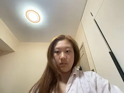 Snapshot of tutu512 chatting on 04/22/26, 10:39 tutu512 online show from 04/22/26, 10:39