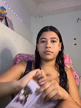 Snapshot of IvyRousex chatting on 05/16/26, 05:48 IvyRousex online show from 05/16/26, 05:48