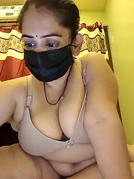 Snapshot of sonalidey5564 chatting on 05/21/26, 12:56 sonalidey5564 online show from 05/21/26, 12:56