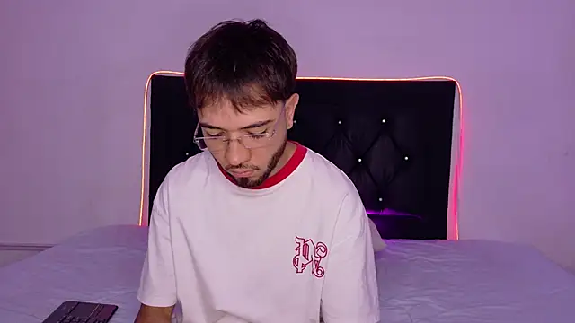 andymaxwell online show from 03/25/26, 10:16