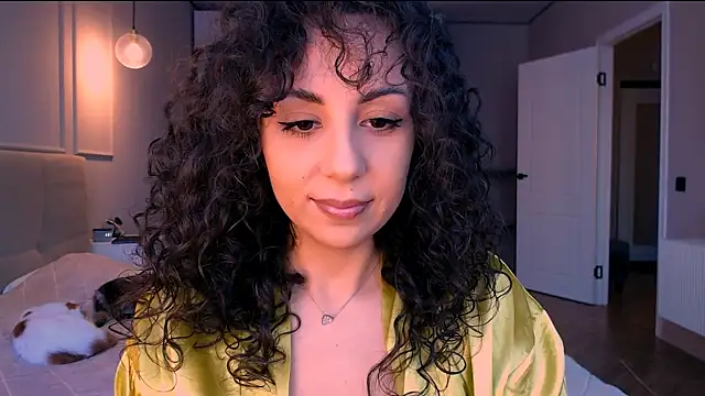curly jade  online show from 04/17/26, 04:32