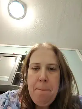023thickandjuicy07 online show from 05/13/26, 02:42