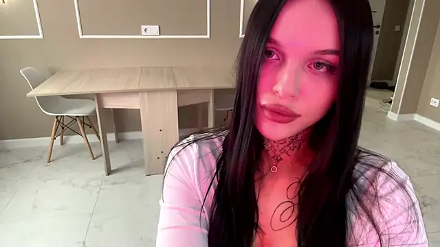 Snapshot of KseniaVixen chatting on 04/02/26, 09:51 KseniaVixen online show from 04/02/26, 09:51