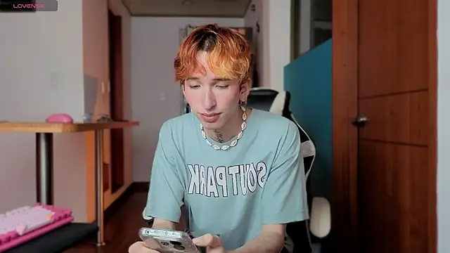 Nathan twink online show from 03/27/26, 01:44