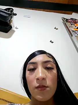 yvonne 1998 online show from 03/31/26, 09:26