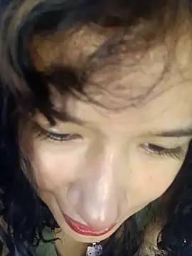 Yi Uzi online show from 04/22/26, 05:58