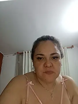 Snapshot of Natashablade__ chatting on 05/30/26, 01:57 Natashablade online show from 05/30/26, 01:57