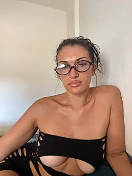 Snapshot of kimberlysnow11 chatting on 03/28/26, 07:57 kimberlysnow11 online show from 03/28/26, 07:57