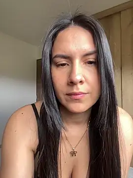 Snapshot of Annarhode chatting on 06/30/26, 06:31 Annarhode online show from 06/30/26, 06:31
