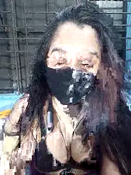 Snapshot of Choco_Maw chatting on 03/26/26, 06:13 Choco Maw online show from 03/26/26, 06:13