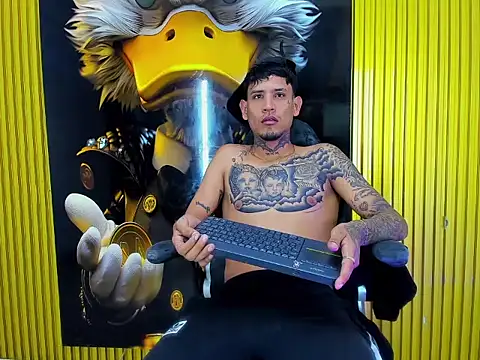 Winsord Bigcock online show from 03/30/26, 08:10