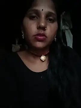 Snapshot of PUNAM__KHAN chatting on 07/21/26, 05:21 PUNAM KHAN online show from 07/21/26, 05:21