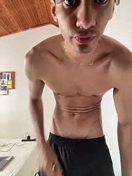 VirtualMauricio online show from 04/23/26, 03:03