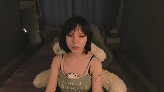Loly Cuttie online show from 05/04/26, 01:18