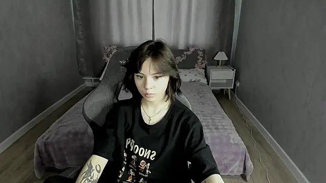 Loly Cuttie online show from 05/21/26, 09:05