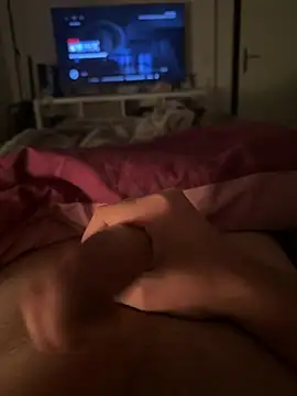 Snapshot of cum_king75 chatting on 04/14/26, 10:49 cum king75 online show from 04/14/26, 10:49