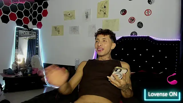 Snapshot of pol_mood chatting on 03/26/26, 09:37 pol mood online show from 03/26/26, 09:37