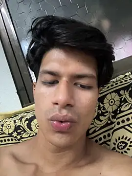 Snapshot of adihaveabigdick chatting on 06/05/26, 09:48 adihaveabigdick online show from 06/05/26, 09:48