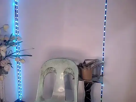maui wowie xxx online show from 07/23/26, 07:34